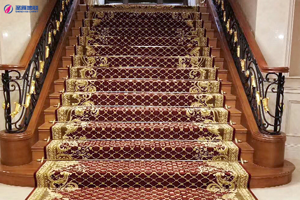 楼梯地毯